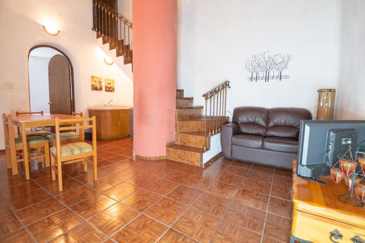 Capital O Next Yard Hotel & Suites Tequisquiapan San Luis Potosi Exterior photo